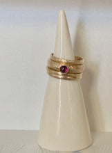 Load image into Gallery viewer, Gold Mayfly Sunshine Ring
